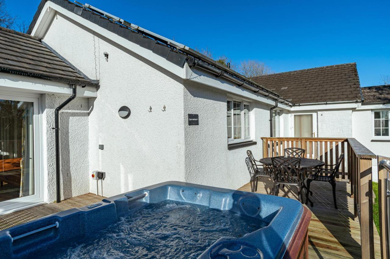 Sparrowhawk Cottage With Hot Tub Newton Stewart Exterior photo