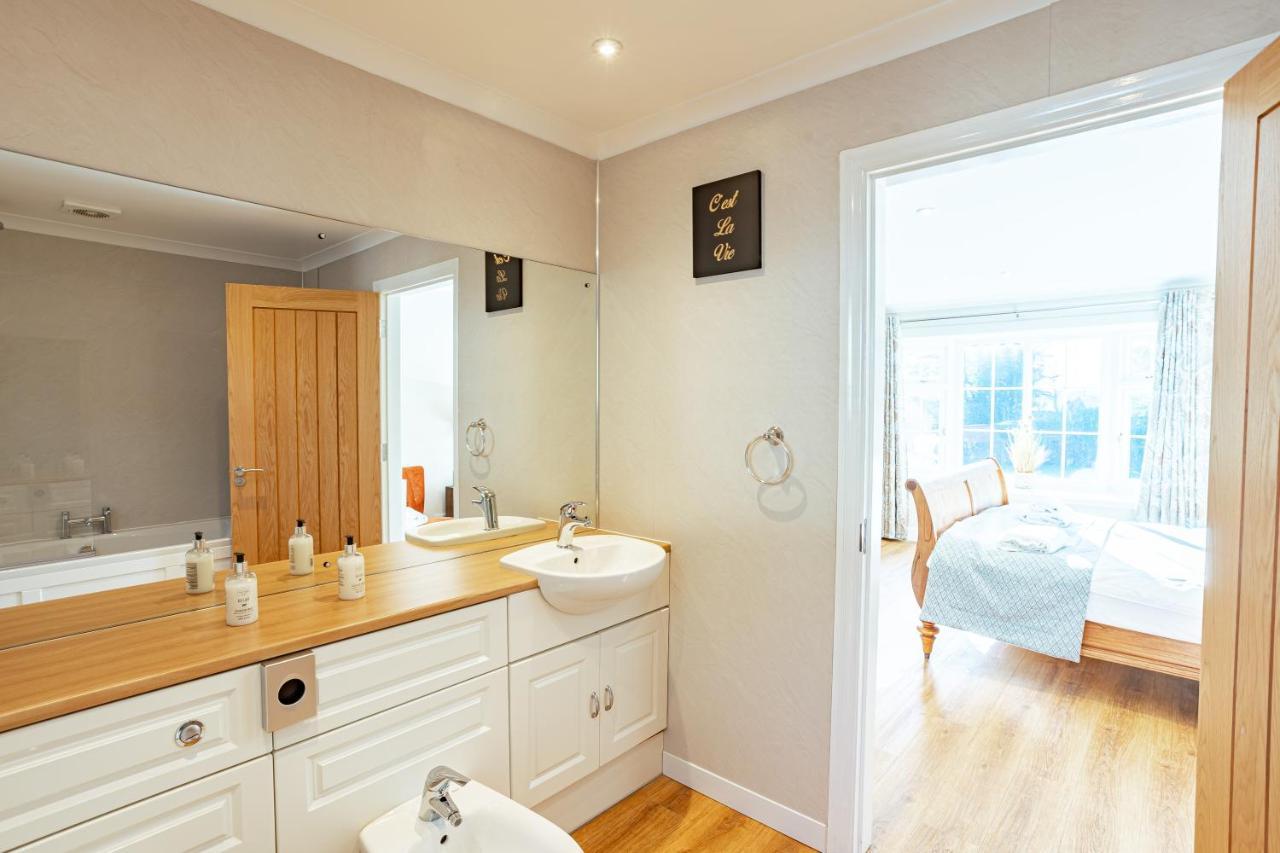 Sparrowhawk Cottage With Hot Tub Newton Stewart Exterior photo